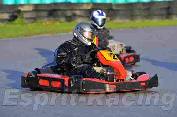 Agrandir la Photo 2009 - Foray Brother's Race Kart - Acte II - Circuit Beltoise Racing Kart - Trappes